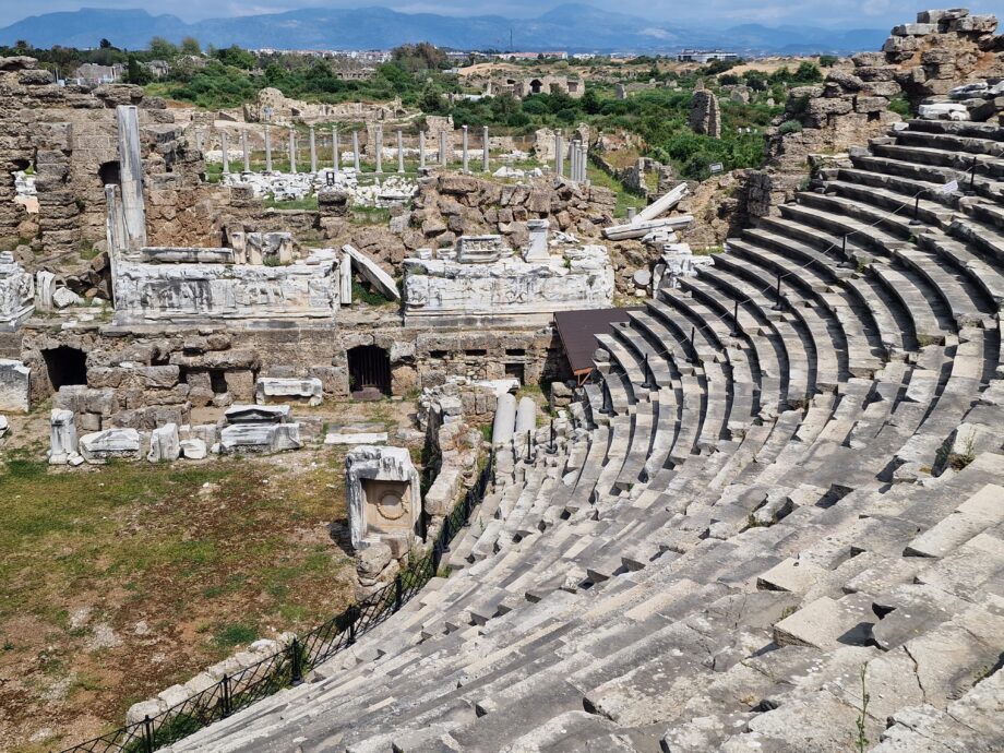 Maxime op reis: Side in Turkije - MAX Vandaag